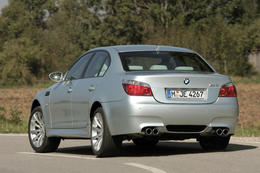  BMW M5 (E60) 2004 года  (WW) (фото 96 из 98)